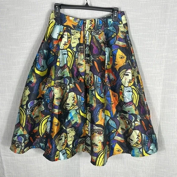 BANJUL Pretty as Picasso Faces Pleated Skirt Art‎ Lover Museum Medium - Picture 4 of 12